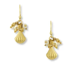 Ash Pearl Earrings
