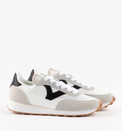 Astro Trainer - Black