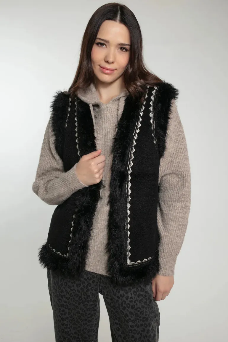 Dannika Gilet - Black