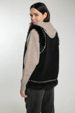 Dannika Gilet - Black