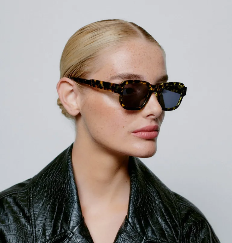 Halo Sunglasses - Black / Yellow Tortoise