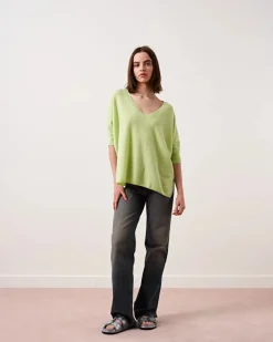 Kate V-Neck Knit - Pistachio