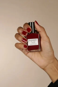 Le Temps des Cerises Nail Varnish
