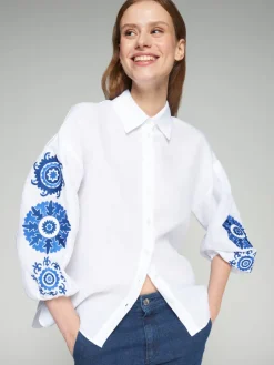 Manga Embroidery Blouse - White