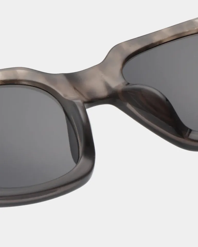 Nancy Sunglasses - Coquina / Grey Transparent