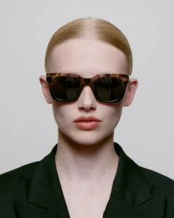 Nancy Sunglasses - Coquina / Grey Transparent