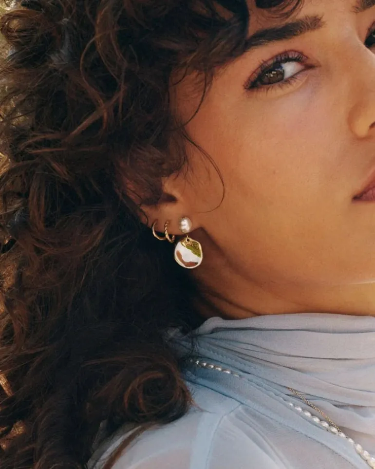 Pearl Signet Earrings Gold