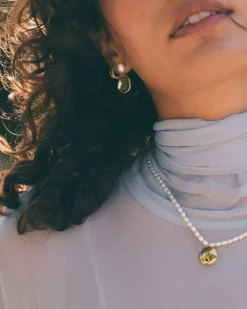Pearl Signet Earrings Gold