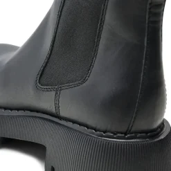 Posey Chelsea Boot - Black
