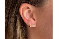 Ranaut Stud Earrings - Gold