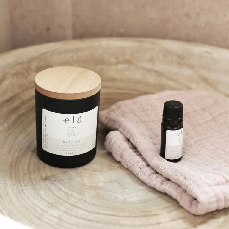 Rest No 5 Candle