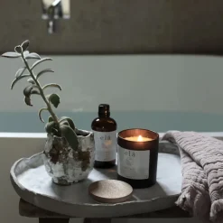 Rest No 5 Candle