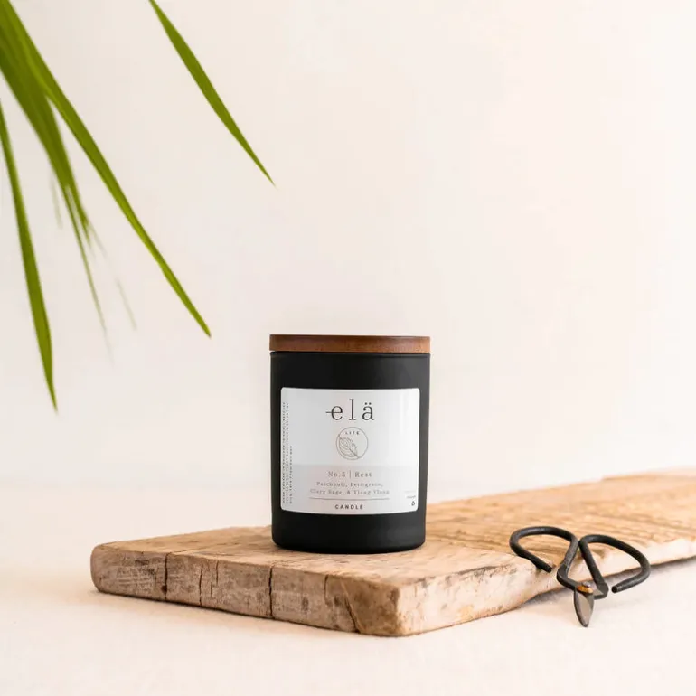 Rest No 5 Candle
