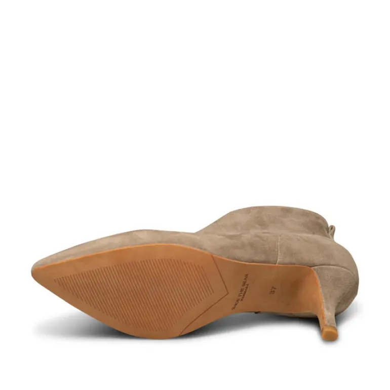 Valentine Low Cut Boot - Taupe