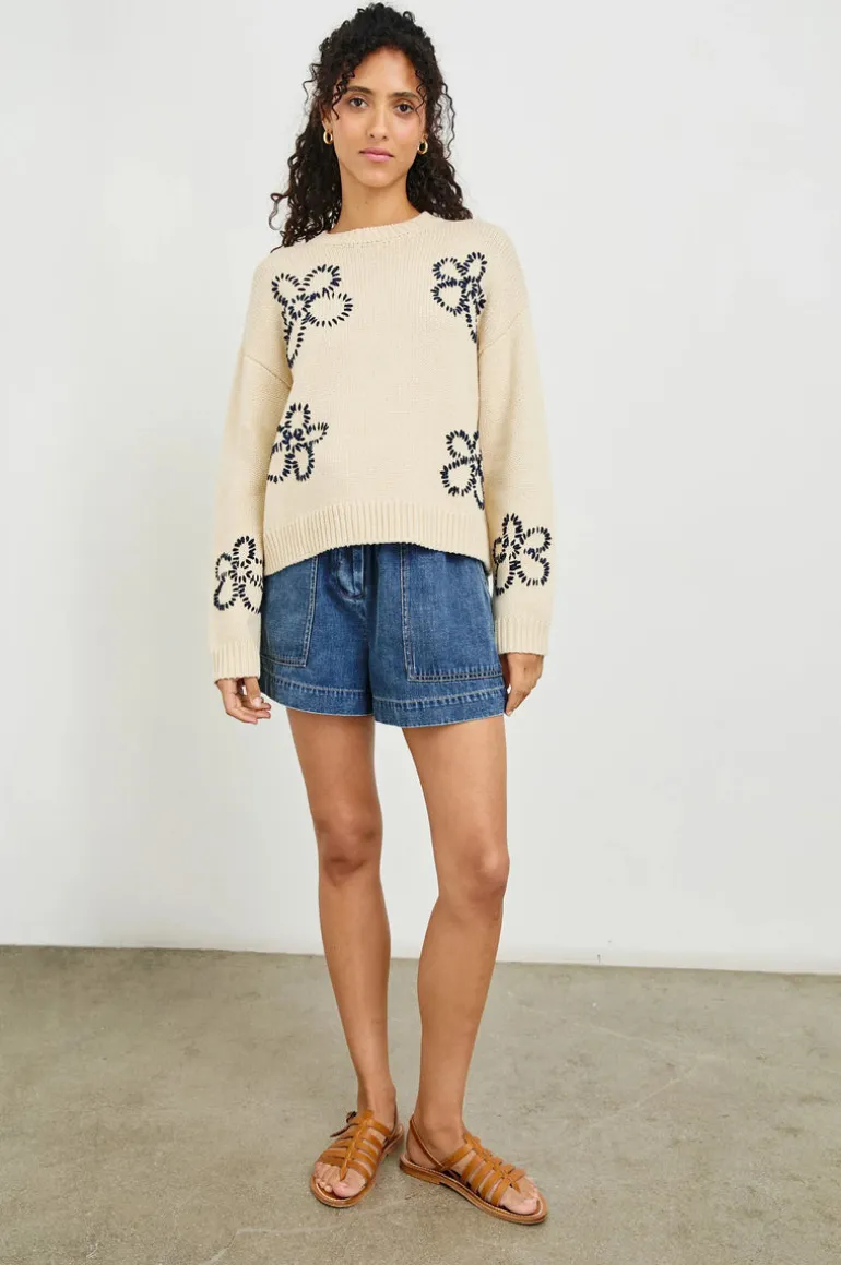 Zoey Jumper - Ivory Navy Daises